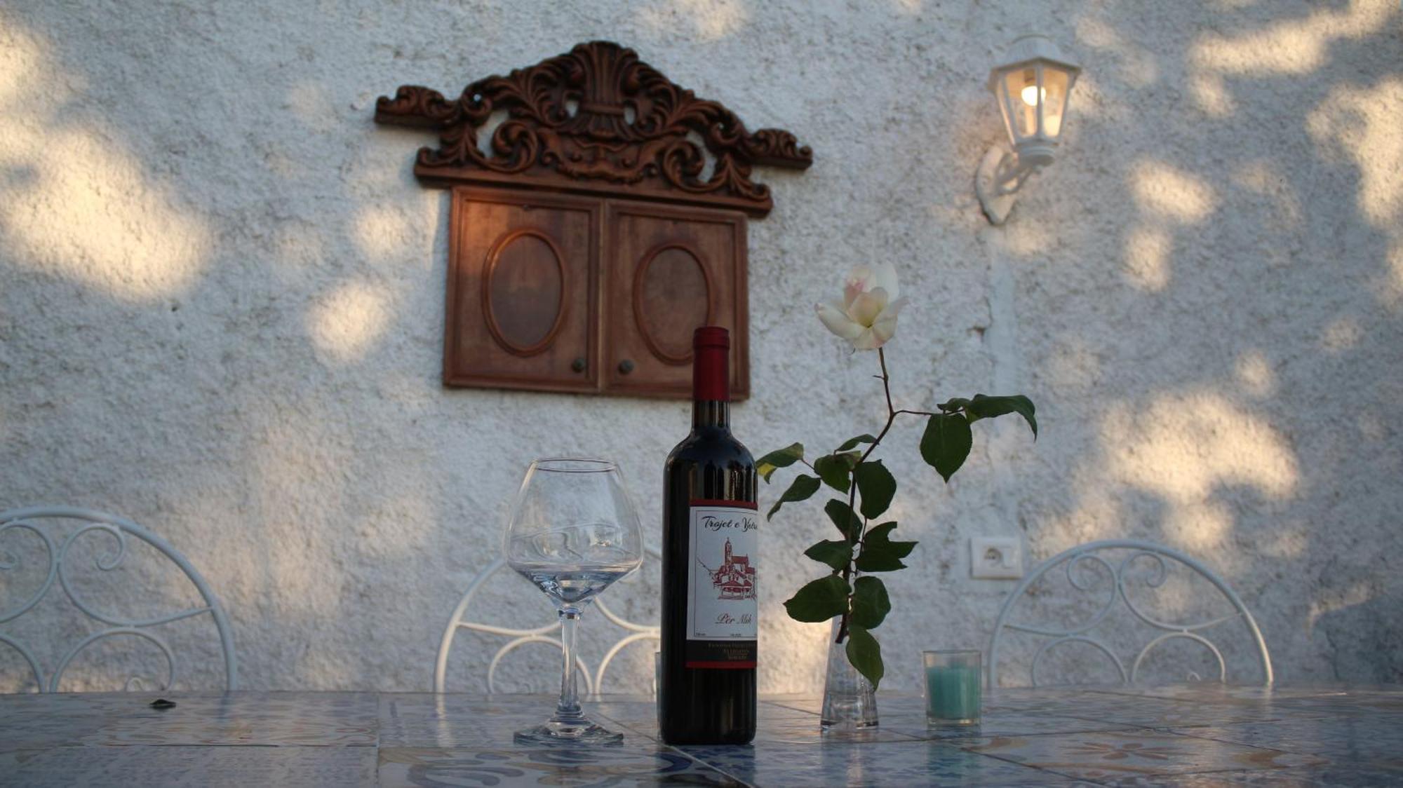 "Per Mik" Cottage In Vineyard Shkoder Luaran gambar
